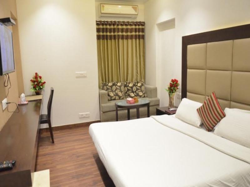 Hotel Vipul Grand Gurgaon Luaran gambar