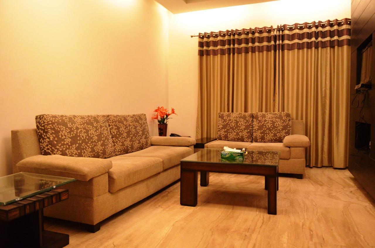 Hotel Vipul Grand Gurgaon Luaran gambar
